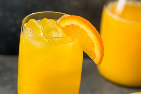 Ποτό Κρύο Βότκα Κατσαβίδι Κοκτέιλ Χυμό Πορτοκάλι — Φωτογραφία Αρχείου