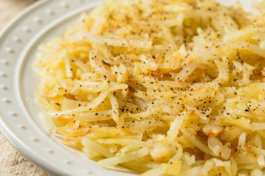 Ev yapımı Patates Patatesi Salt ve Biberli Patates Patatesi