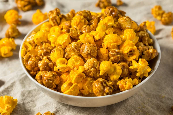 Hausgemachte Chicago Popcorn Mischung Mit Karamell Und Käse Popcorn — Stockfoto