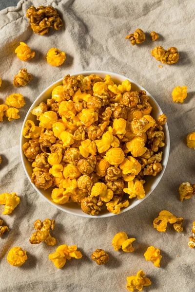 Zelfgemaakte Chicago Popcorn Mix Met Karamel Kaas Pop Corn — Stockfoto