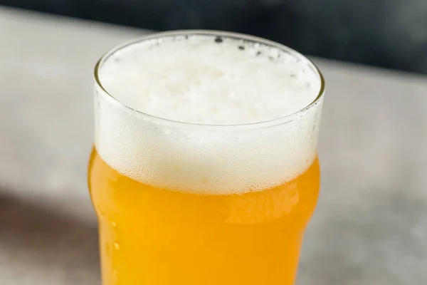 Cold Refreshing Hazy Ipa Beer Pint Glass — Stok Foto