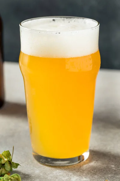 Cold Refreshing Hazy Ipa Beer Pint Glass — Stock Photo, Image