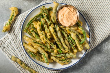 Ev yapımı, soslu yeşil fasulye.