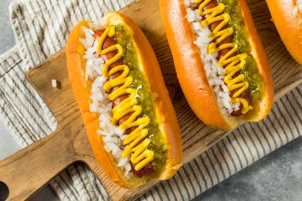 Saibling Hot Dog Mit Senf Und Zwiebeln — Stockfoto