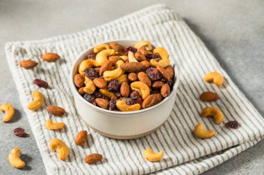 Homemade Raw Cashew Cranberry Trail Mix with Almonds clipart