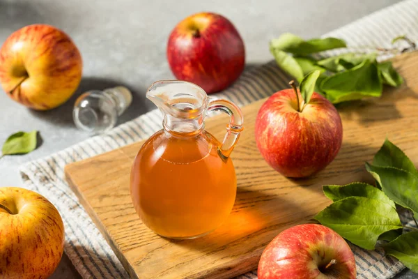 Organiczny Ocet Jabłkowy Kwaśny Gotowania Zdrowia — Zdjęcie stockowe