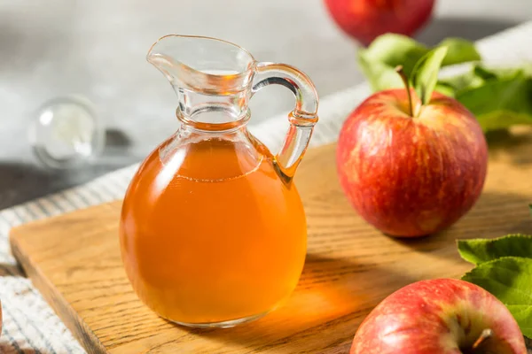 Organiczny Ocet Jabłkowy Kwaśny Gotowania Zdrowia — Zdjęcie stockowe