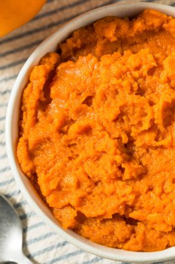 Organik Çiğ Turuncu Balkabağı Püresi