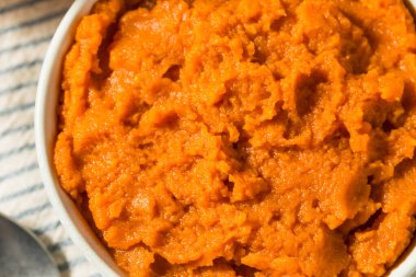 Organik Çiğ Turuncu Balkabağı Püresi