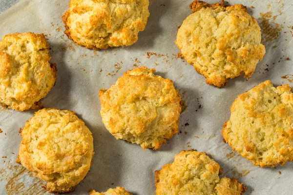 Zelfgemaakte Buttermilk Drop Biscuits Klaar Eten — Stockfoto