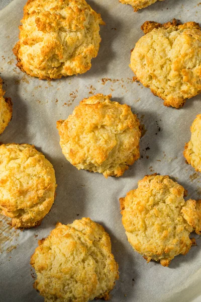 Zelfgemaakte Buttermilk Drop Biscuits Klaar Eten — Stockfoto