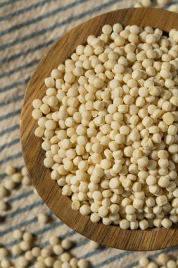 Bir kâsede organik büyük kuskus.