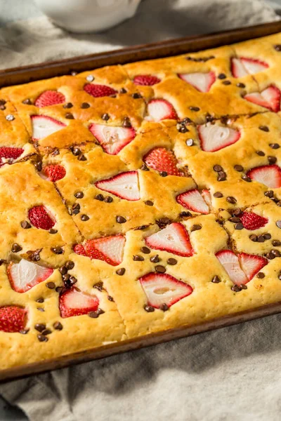 Homemade Baked Sheet Pan Pancakes Strawberries Chocolate — Stock Photo, Image