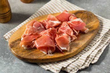 Organik Tuzlu Parma Jambonlu Prosciutto Tabakta
