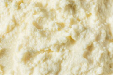 Beyaz Sütlü Ricotta Peyniri Kasede