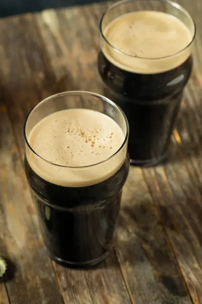 Boozy Dark Irish Stout Beer Pint Glass — Stock Photo, Image