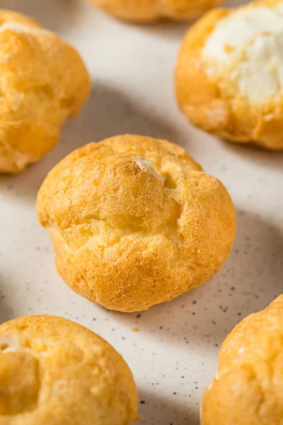 Fransız Ev Yapımı Mini Kremalı ve çırpılmış