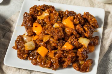 Baharatlı Çin Beijing Biftek Yemeği Soğan ve Biberli