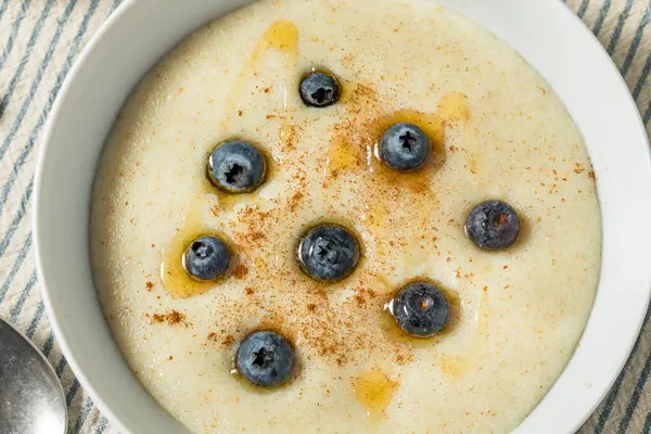 Traditional Healthy Breakfast Wheat Porridge Honey Berries — Stock Photo, Image