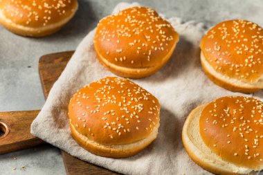 Klasik Susam Tohumu Hamburgeri.