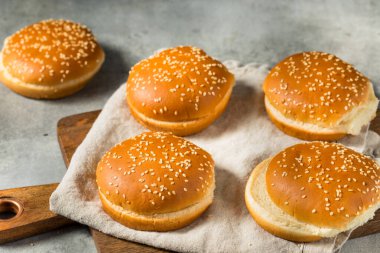 Klasik Susam Tohumu Hamburgeri.