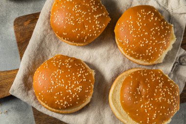 Klasik Susam Tohumu Hamburgeri.