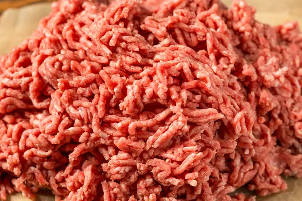 Organic Grass Fed Raw Chuck Ground Beef Pile Royalty Free Stock Images