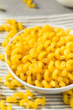 Kuru sarı İtalyan Cavatappi Makarnası