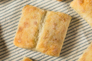 Ev yapımı Ciabatta Çörekleri Yemeye Hazır