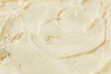 Bagel koymak için organik kremalı krem peynir.