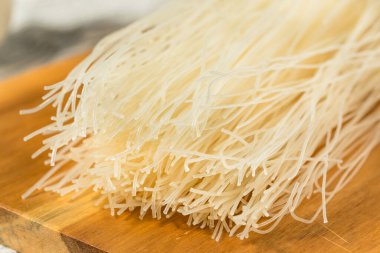 Organik Beyaz Kuru Pirinç Verrmicelli Erişte Pişirmeye Hazır