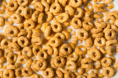 Ev yapımı balkabağı aromalı mısır gevreği.