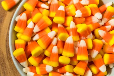 Tatlı şekerli Cadılar Bayramı Şekerli Mısır Kasesi