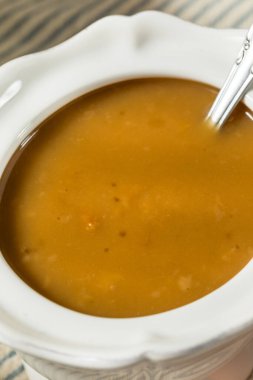 Ev yapımı Şükran Günü hindisi sosu Patates Kasesi