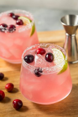 Ayyaş, Ferahlatıcı Pembe Kızılcık Margarita Tuzlu Kokteyl