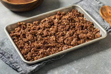 Ev yapımı Sağlıklı Çikolatalı Granola Kahvaltılık Gevrek Yemeye Hazır