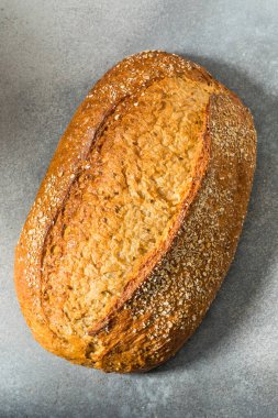 Organik Kırsal Tam Taneli İtalyan Ekmek Ekmeği Kesmeye Hazır