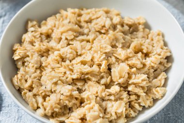 Kahvaltı İçin Bir Kase Ev Yapımı Yulaf Ezmesi