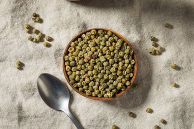 Organik Çiğ Yeşil Biber Biberli Kase