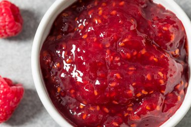 Tatlı Organik Kırmızı Ahududu Reçeli Kasede