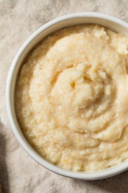 Organik Çiğ Beyaz Hazırlanmış Yabanturpu Sosu