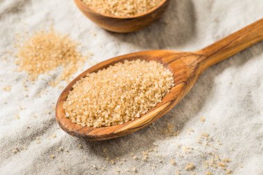 Çiğ Çubuk Turbinado Kaşığında Şeker