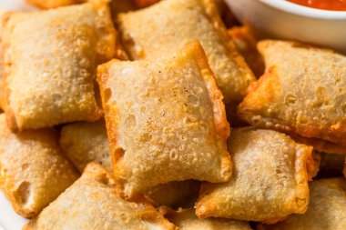 Marinara soslu Fast Food Pizza Rolls