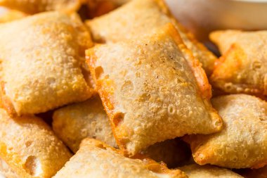 Marinara soslu Fast Food Pizza Rolls