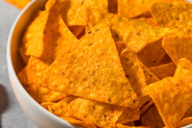 Tuzlu Nacho Peynirli Tortilla Cipsi