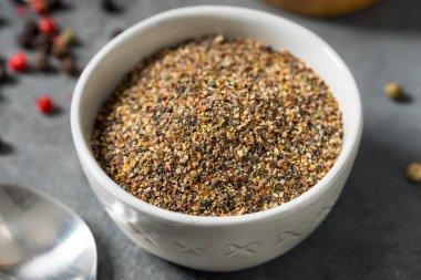 Kuru Organik Zemin Kaliforniya Biber Baharatı