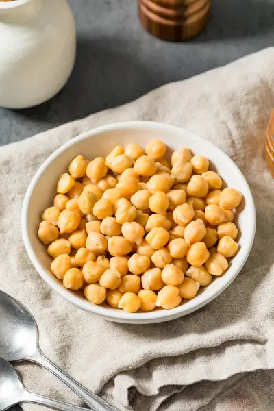 Sağlıklı Organik Çiğ Konserve Garbanzo Fasulye Nohutları