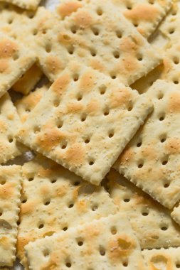 Sağlıklı tuzlu kraker ve deniz tuzu
