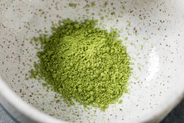 Geleneksel Kase İçinde Ev Yapımı Yeşil Japon Kibrit Çayı