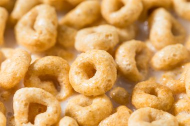 Sağlıklı Yuvarlak Yulaf Kahvaltısı Tam Süt ve Meyve Suyu ile